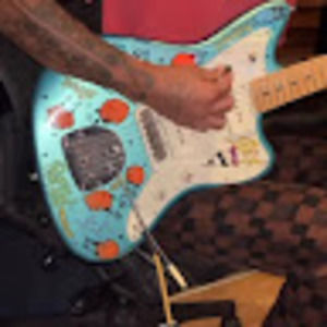 Meet your Posher, Ari